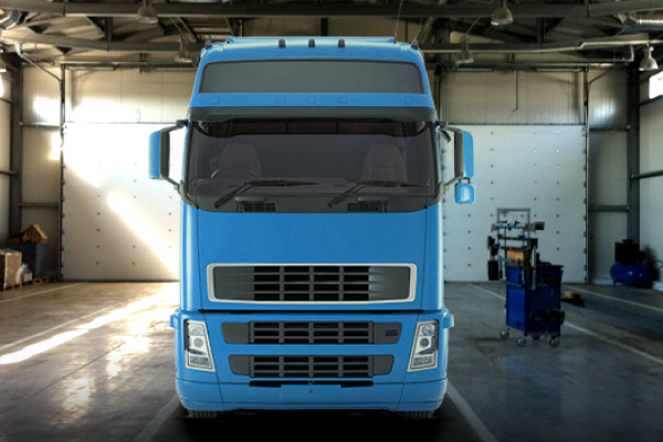 Установка алюминиевого D-образного топливного бака для VOLVO на 550 и 430л.